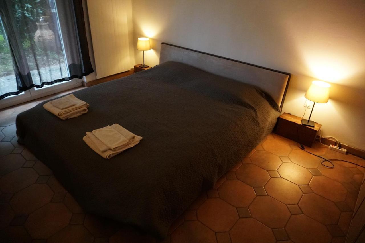 Golden Hill - Big Rooms With Kitchen And Garden Collina d'Oro Exterior foto